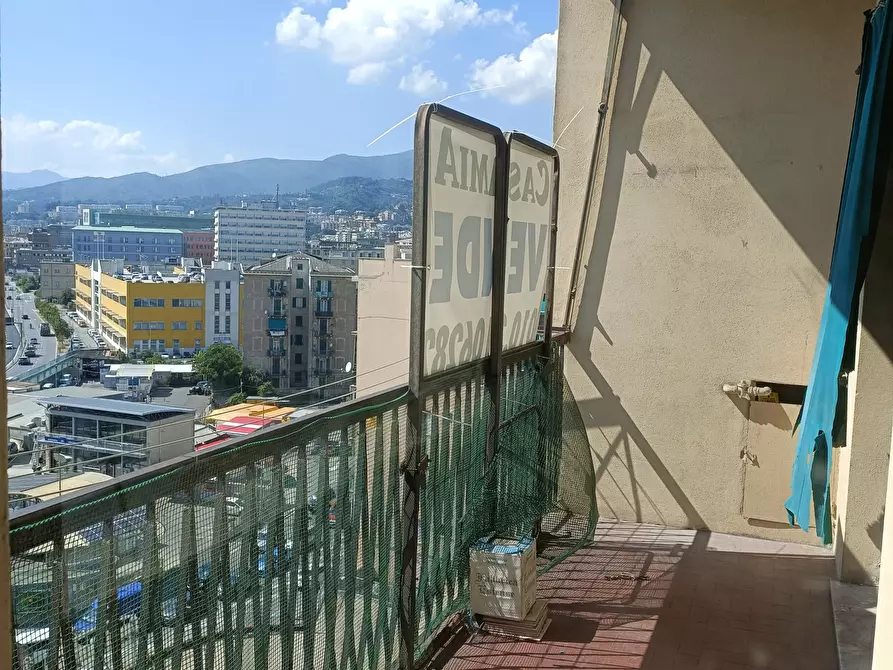 Immagine 4 di Appartamento in affitto  in Via dell'Acciaio 125 a Genova