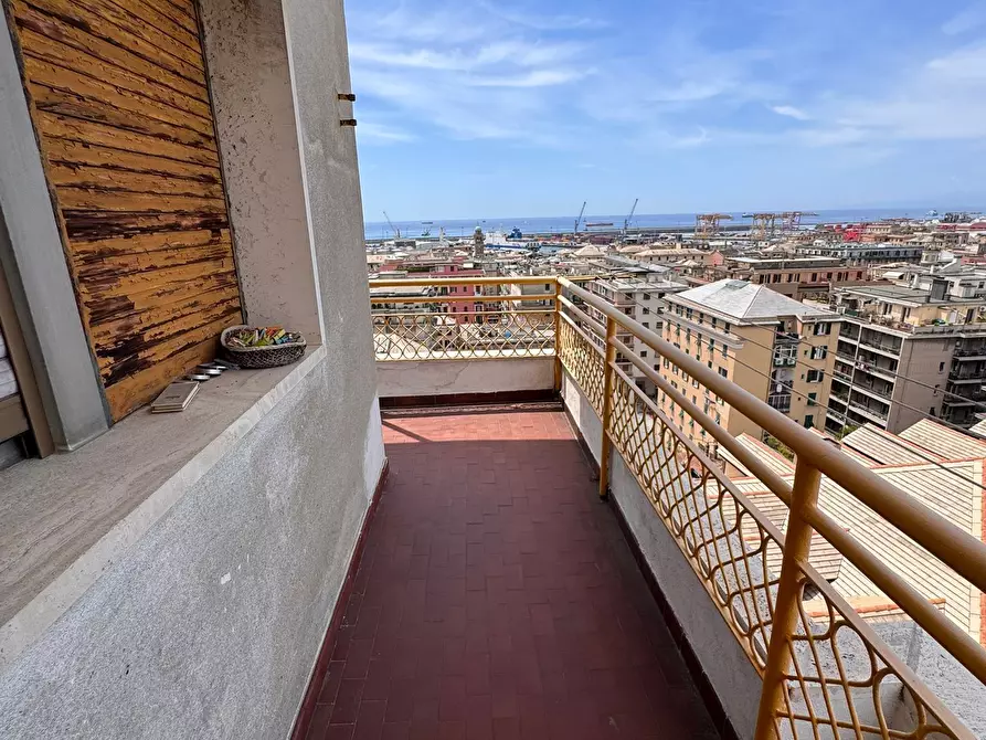 Immagine 20 di Pentalocale in vendita  a Genova