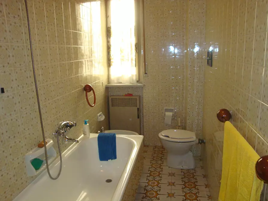 Immagine 34 di Bilocale in vendita  in Via all'Asilo Davide e Delfina Garbarino 2 a Genova