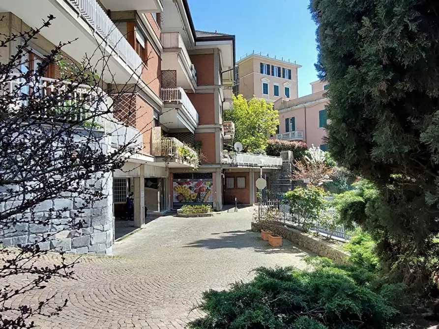 Immagine 41 di Trilocale in vendita  in Via Domenico Chiodo 25 a Genova
