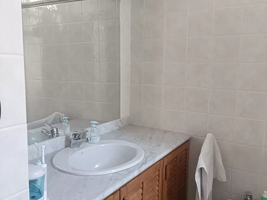 Immagine 18 di Quadrilocale in affitto  in Via Ayroli 29 a Genova