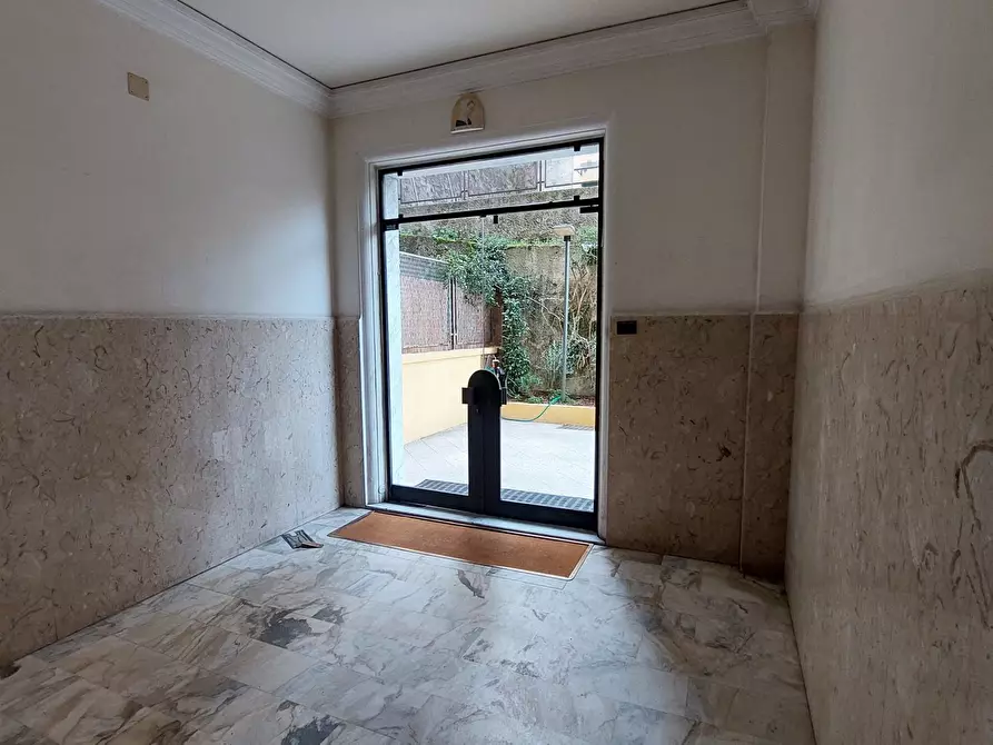 Immagine 27 di Quadrilocale in vendita  in Via Sturla 54 a Genova