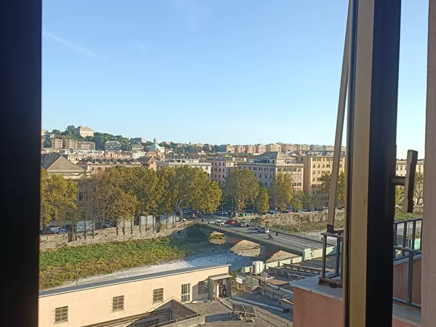 Immagine 11 di Appartamento in affitto  in Via Canevari 24 a Genova