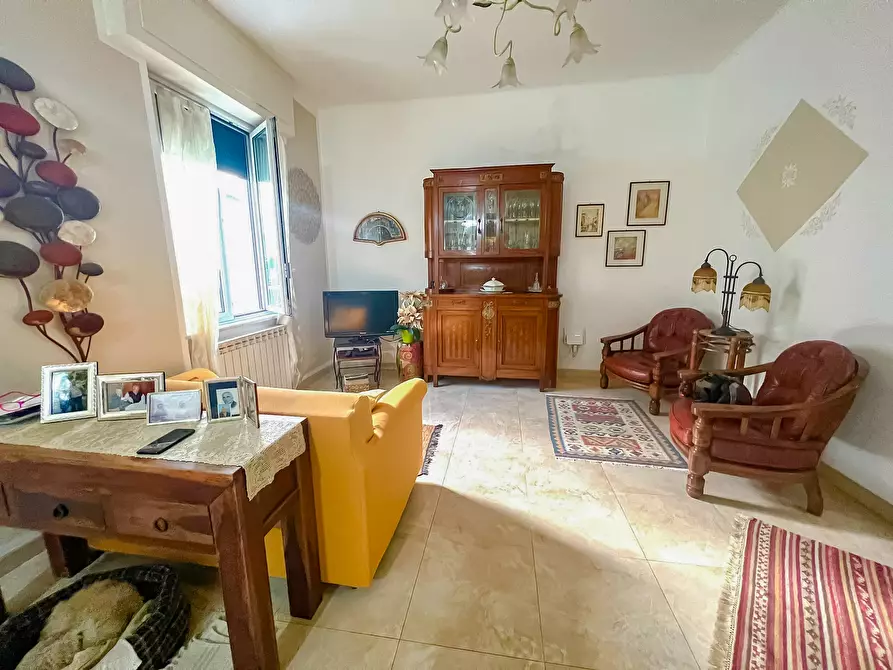 Immagine 7 di Appartamento in vendita  in Via Val D'Astico a Genova