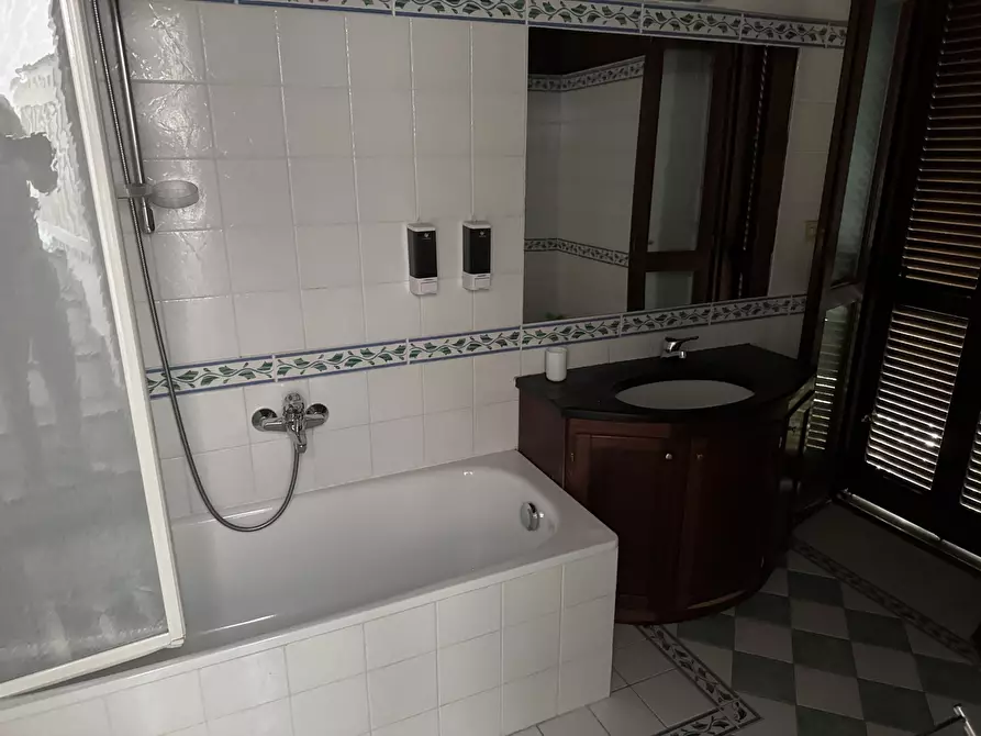 Immagine 107 di Casa indipendente in vendita  in Via San Massimo 106 a Rapallo