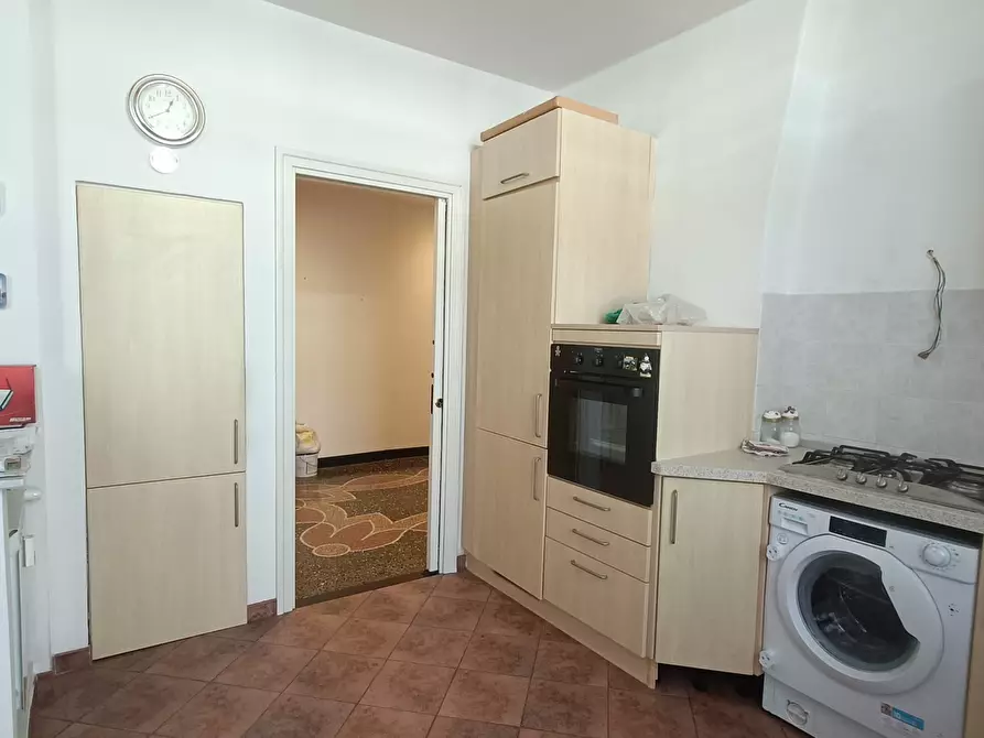 Immagine 21 di Quadrilocale in affitto  in Via Ayroli 29 a Genova