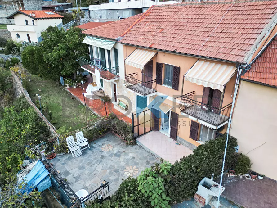 Immagine 6 di Casa indipendente in vendita  in Regione Fenarina 5 a Alassio