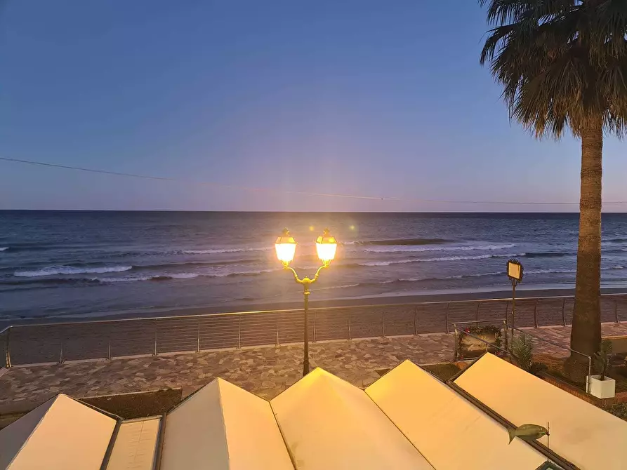 Immagine 19 di Bilocale in affitto  in Via Roma 3 a Alassio