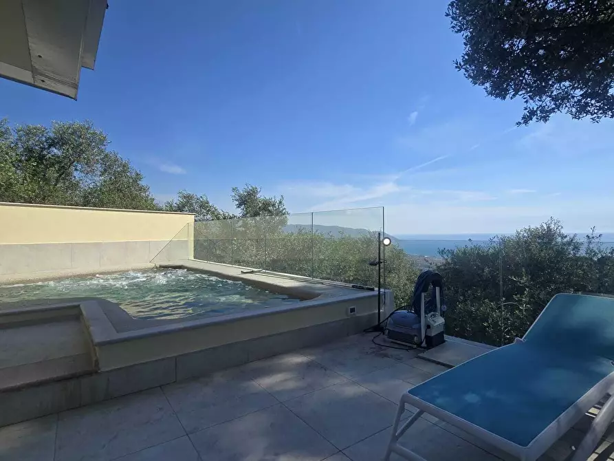 Immagine 31 di Villa in vendita  in Via San Leonardo 51 a Diano Marina