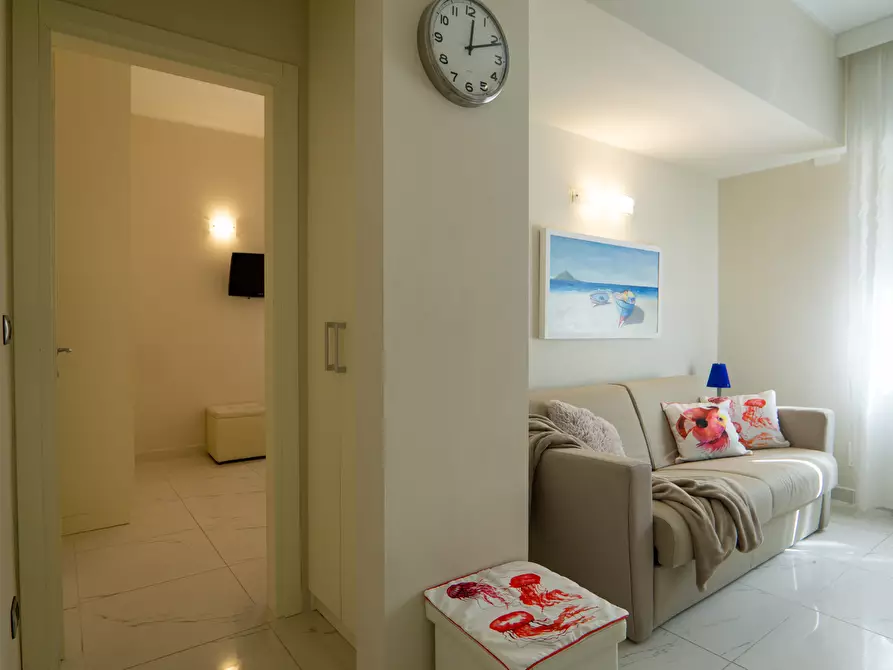 Immagine 3 di Bilocale in affitto  in Via Roma 48 a Alassio