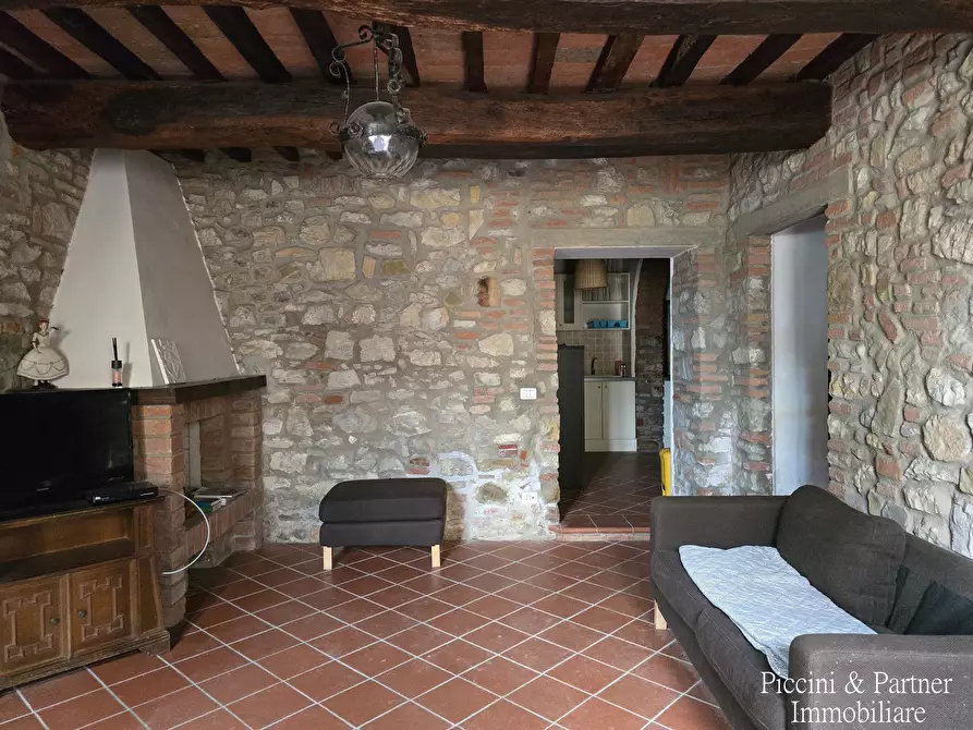 Immagine 14 di Porzione di casa in vendita  in Località Poggetto a Castiglione Del Lago