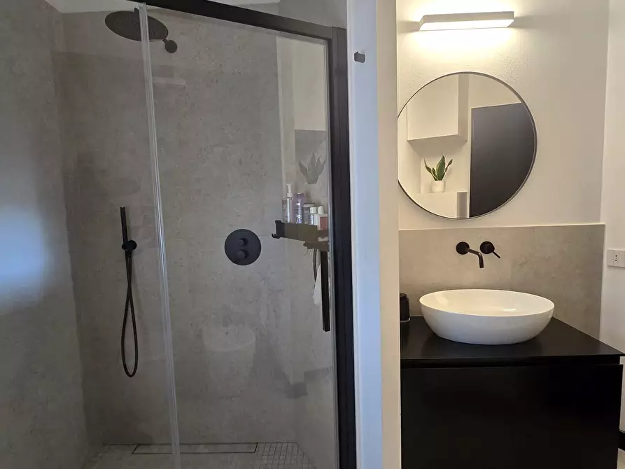 Immagine 50 di Pentalocale in vendita  in Via Roberto Arcaleni a Città Di Castello