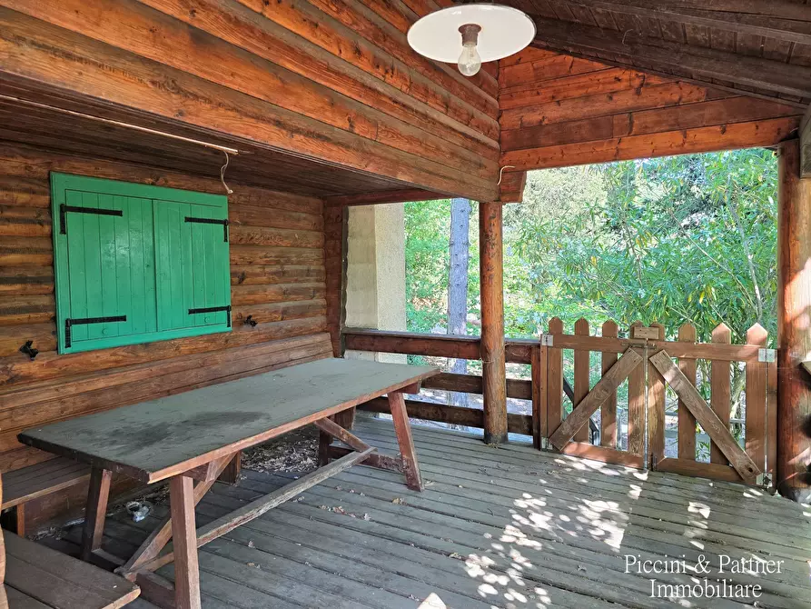 Immagine 32 di Baita in vendita  in Via dei Cespugli 10 a Passignano Sul Trasimeno