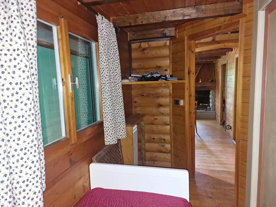 Immagine 44 di Villa in vendita  in Via dei Cespugli 12 a Passignano Sul Trasimeno