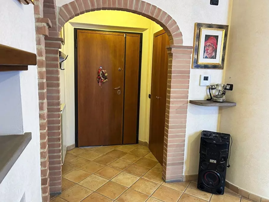 Immagine 6 di Casa trifamiliare in vendita  in Via Bagnolo a Castiglione Del Lago