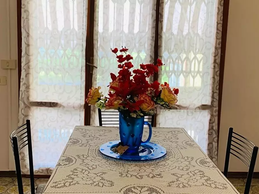 Immagine 12 di Quadrilocale in vendita  in Via Montecatini a Massa