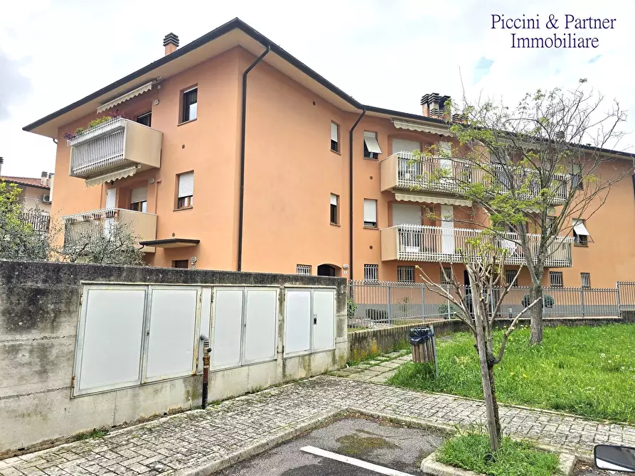 Immagine 64 di Pentalocale in vendita  in Via Roberto Arcaleni a Città Di Castello