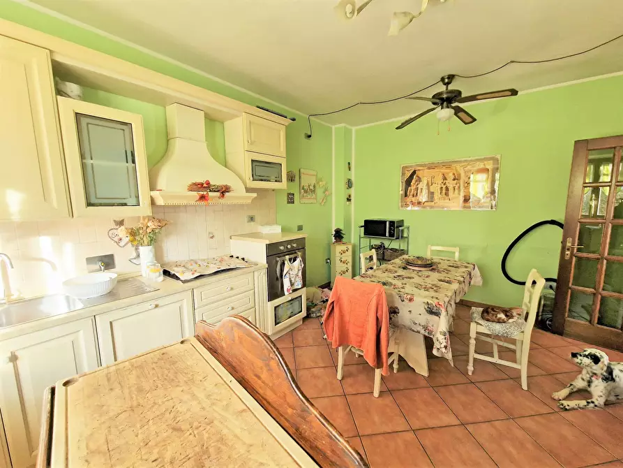 Immagine 13 di Casa bifamiliare in vendita  in Via Milano a Castiglione Del Lago