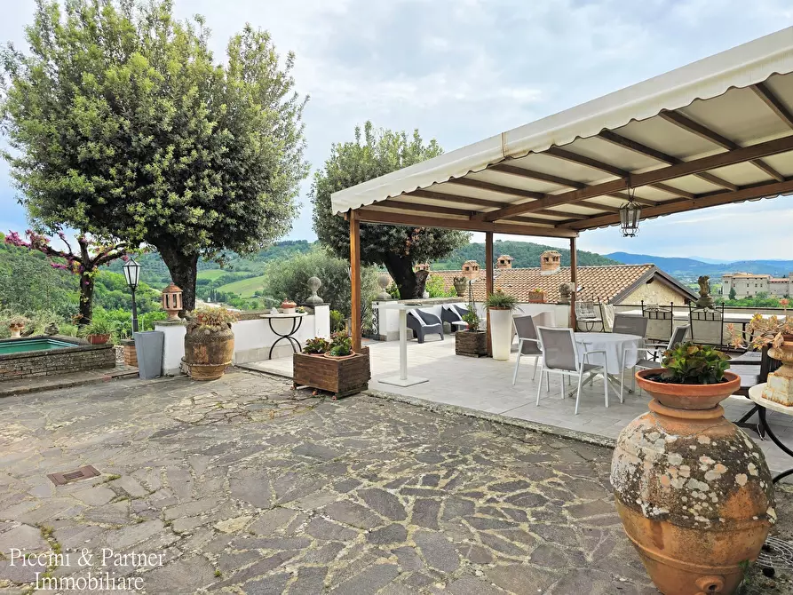 Immagine 6 di Villa in vendita  in Via Giambattista Vico 12 a Corciano