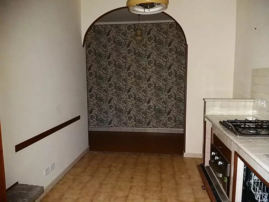 Immagine 8 di Bilocale in vendita  in Via Di Vittorio a Castiglione Del Lago