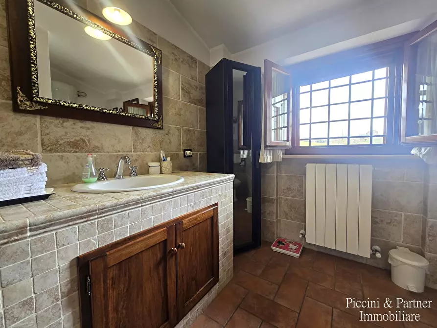 Immagine 61 di Villa in vendita  in Strada Tiberina Nord 395 a Perugia