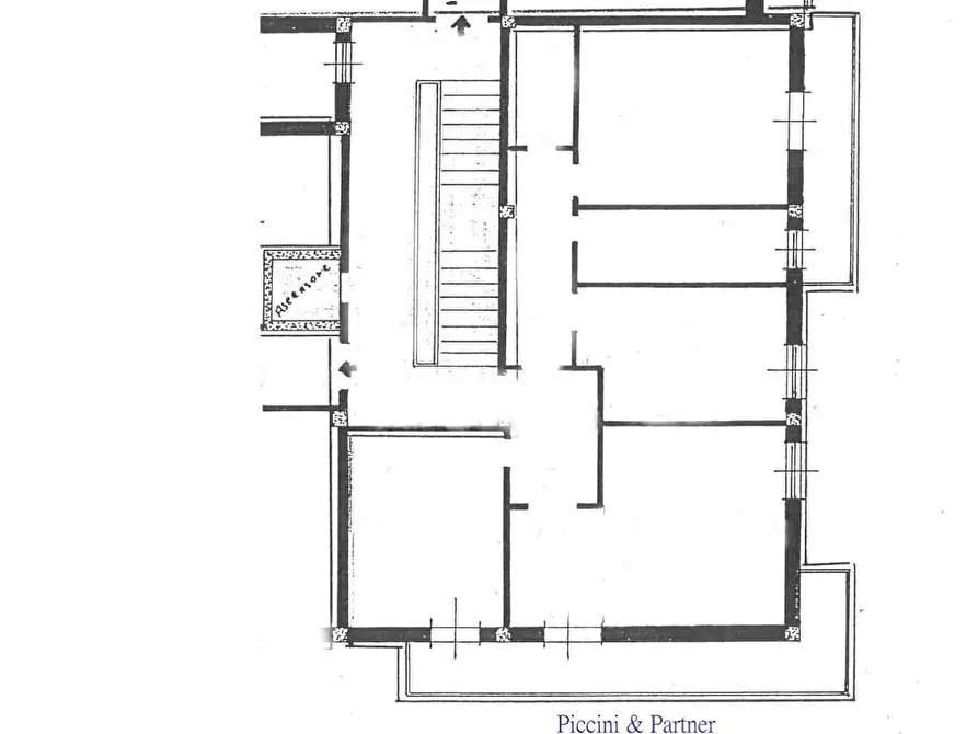 Immagine 51 di Quadrilocale in vendita  in Via Trento a Castiglione Del Lago