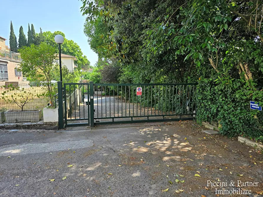 Immagine 53 di Pentalocale in vendita  in Via Giacomo Puccini 84 a Perugia