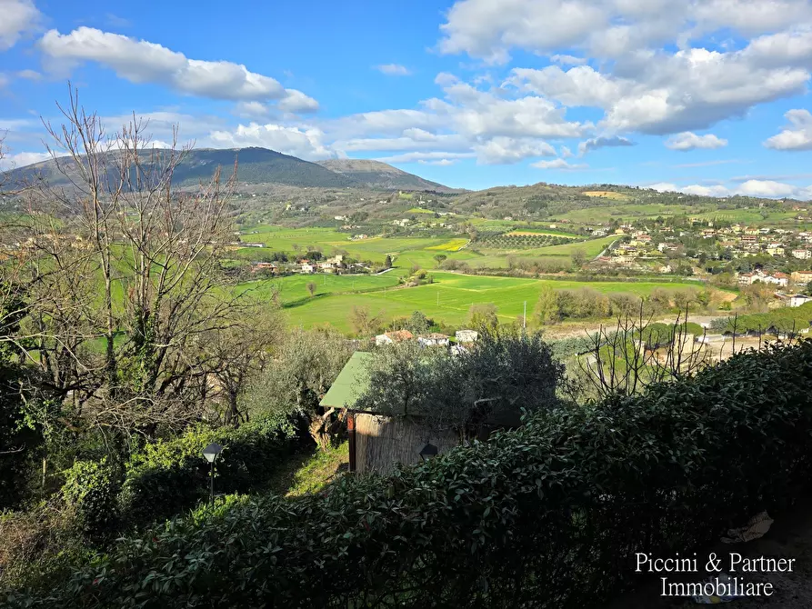 Immagine 1 di Porzione di casa in vendita  in Via Pinturicchio 15 a Corciano