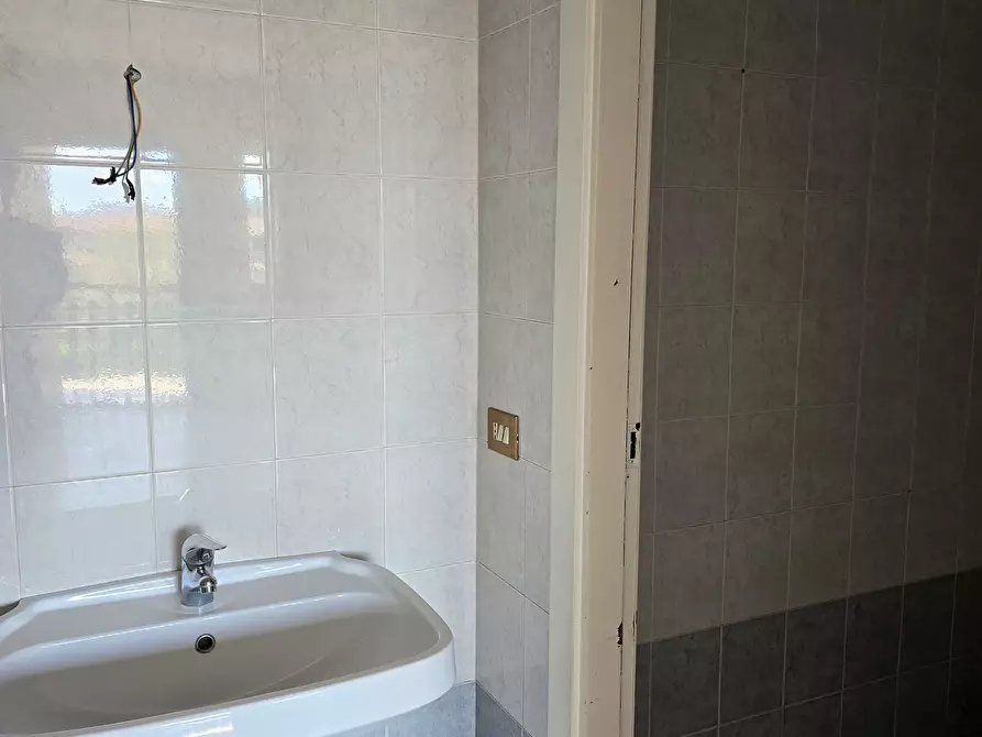 Immagine 11 di Quadrilocale in vendita  in Strada del Giglio a Perugia