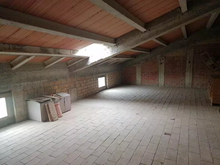 Immagine 42 di Rustico / casale in vendita  in Località Guidonami a Castiglione Del Lago