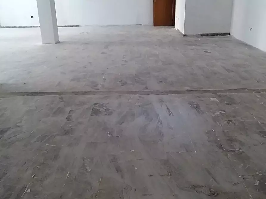 Immagine 6 di Locale commerciale in vendita  in Via delle Ghiande 124 a Perugia