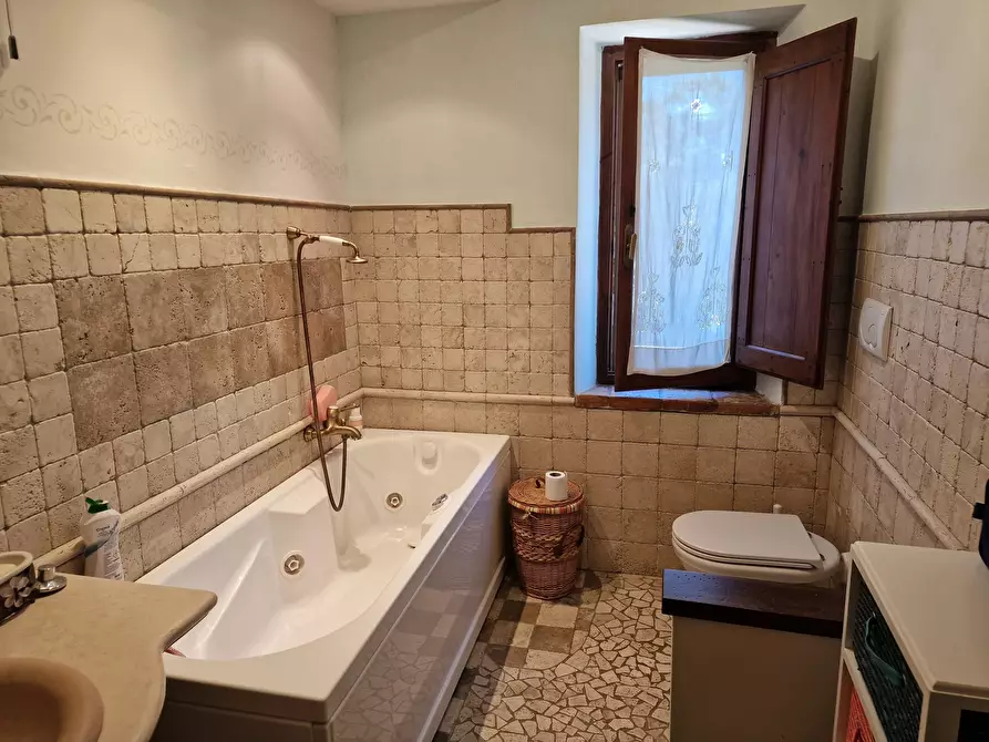 Immagine 47 di Rustico / casale in vendita  in Strada di Compresso a Perugia