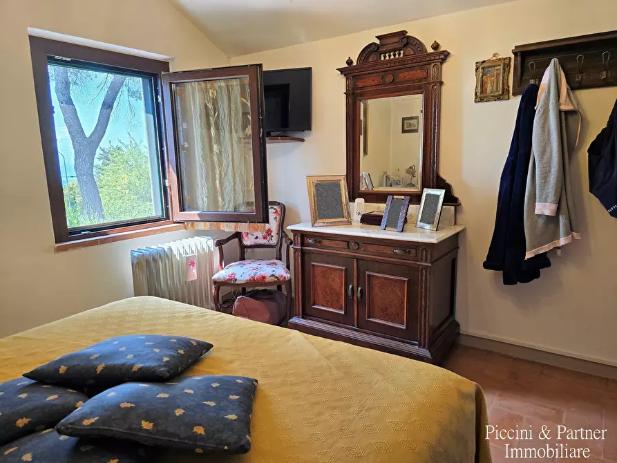 Immagine 43 di Villa in vendita  in Via IV Novembre 15 a Passignano Sul Trasimeno