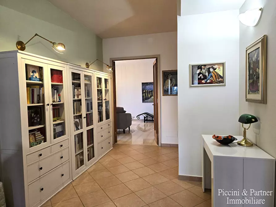 Immagine 7 di Pentalocale in vendita  in Via Frà Bevignate 14 a Perugia