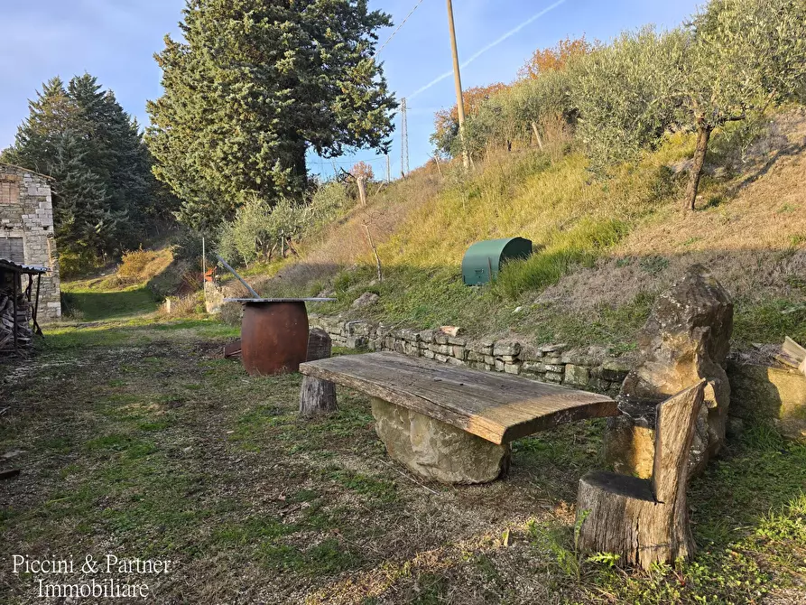 Immagine 93 di Rustico / casale in vendita  in Frazione Paradiso a Assisi