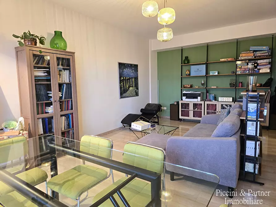 Immagine 16 di Pentalocale in vendita  in Via Frà Bevignate 14 a Perugia