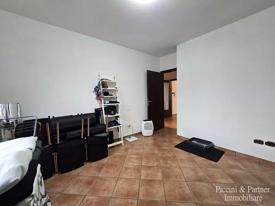 Immagine 42 di Pentalocale in vendita  in Via di Pretola a Paciano