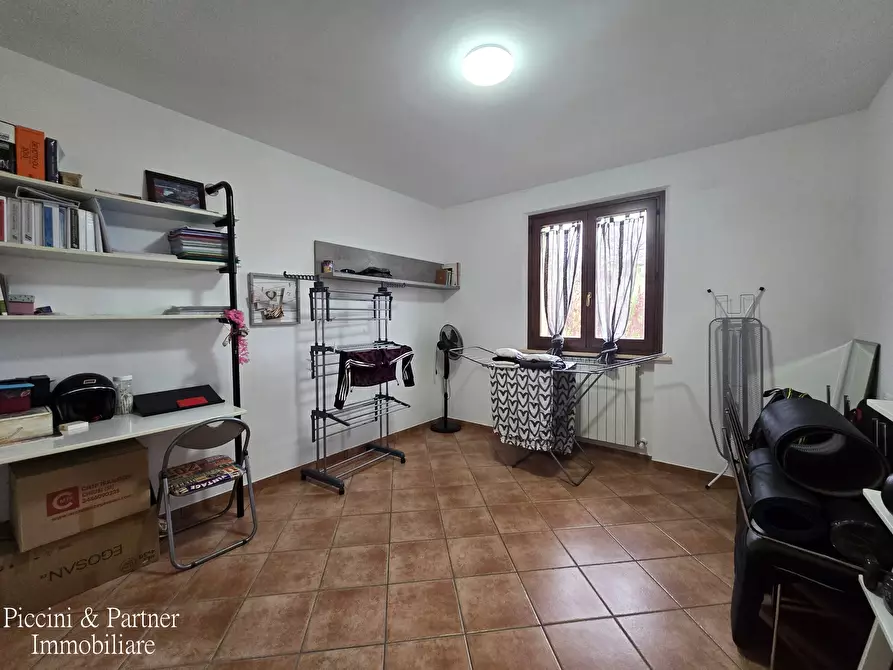 Immagine 40 di Pentalocale in vendita  in Via di Pretola a Paciano