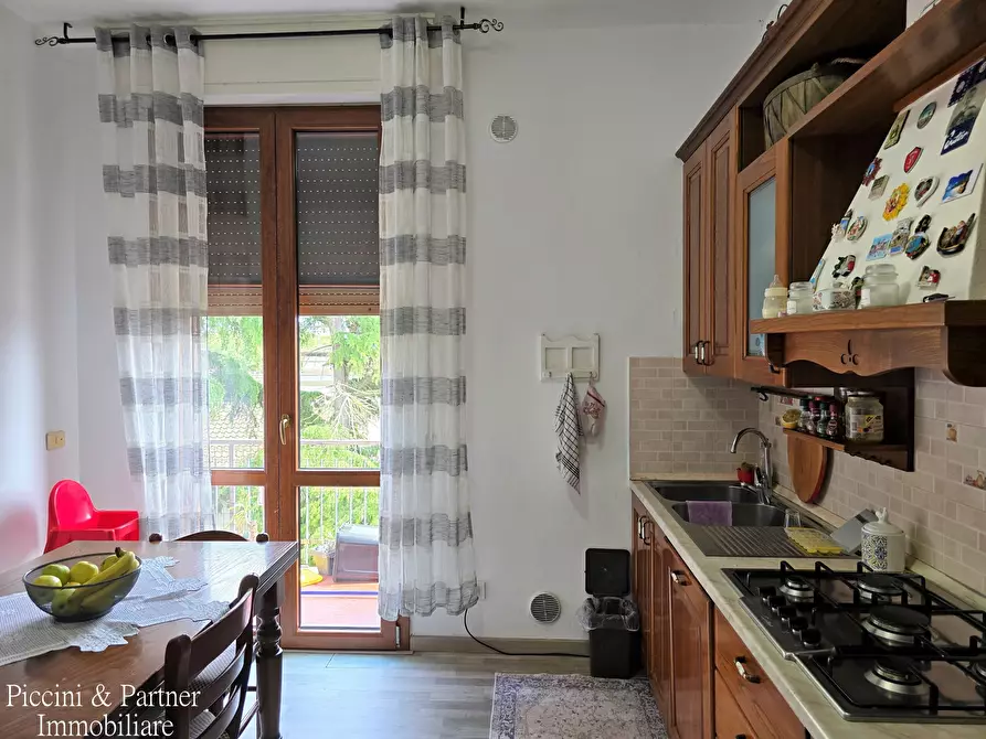 Immagine 18 di Quadrilocale in vendita  in Via Trento a Castiglione Del Lago