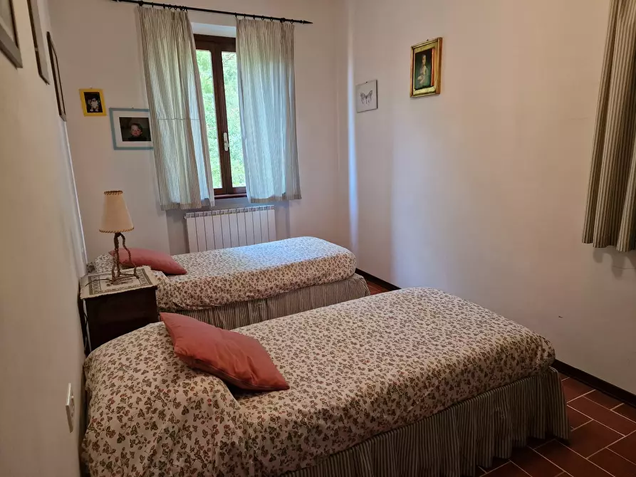 Immagine 27 di Villa in vendita  in Via delle Baite a Passignano Sul Trasimeno