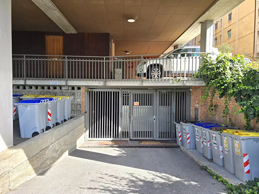 Immagine 2 di Garage in affitto  in Via Quieta a Perugia