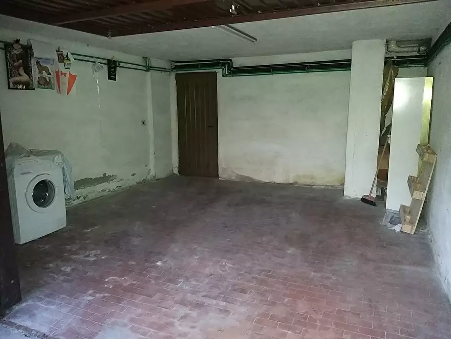 Immagine 19 di Bilocale in vendita  in Via Di Vittorio a Castiglione Del Lago