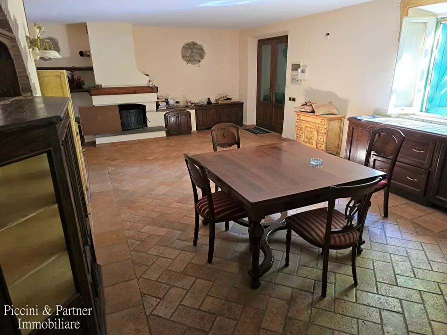 Immagine 11 di Baita in vendita  in Via dei Cespugli 10 a Passignano Sul Trasimeno