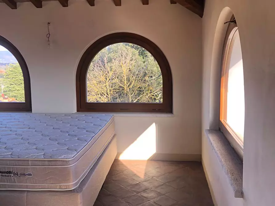 Immagine 23 di Rustico / casale in vendita  in Via della Rinascita 11 a Castiglione Del Lago