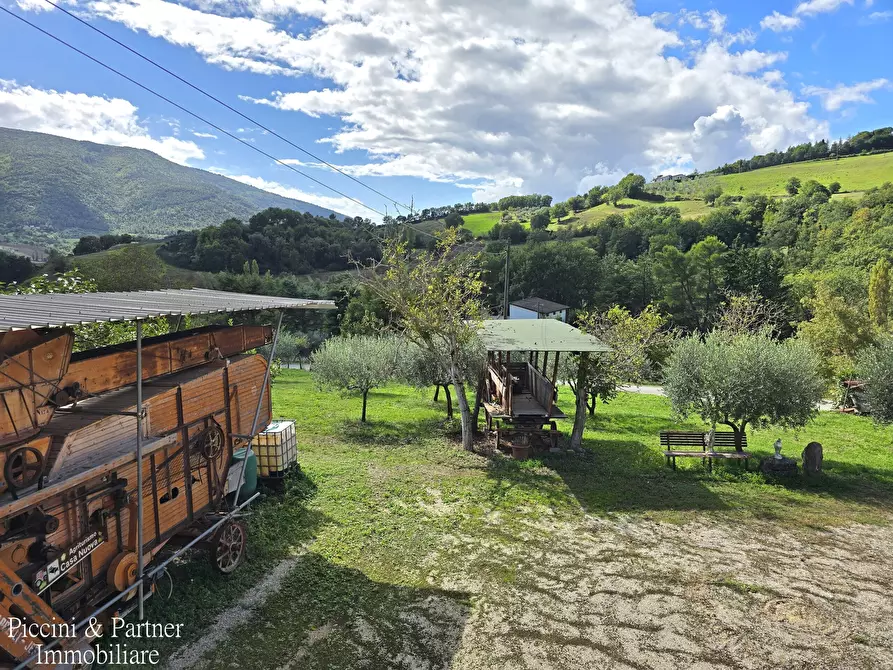 Immagine 72 di Rustico / casale in vendita  in SR 444 Pian della Pieve a Assisi