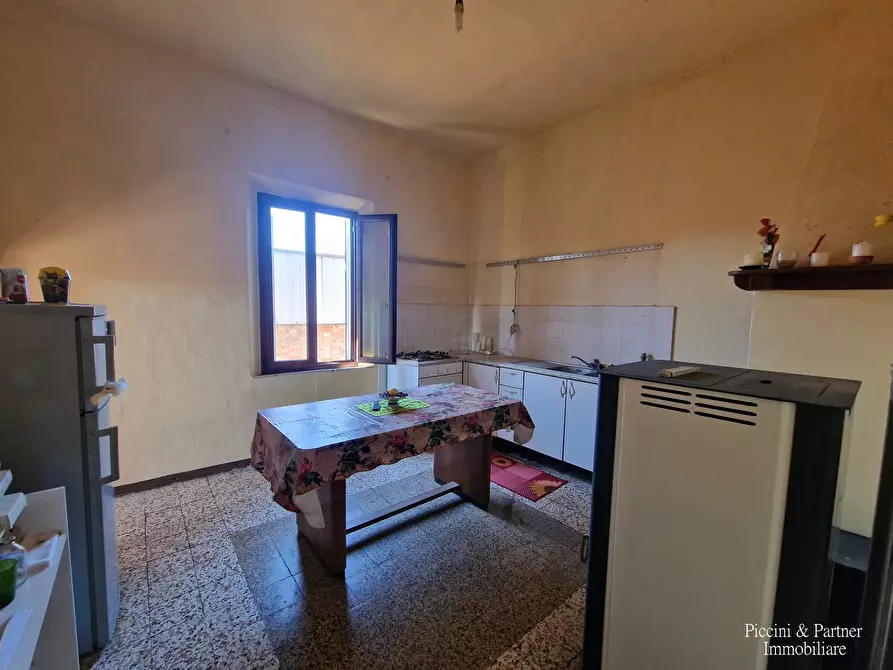 Immagine 24 di Rustico / casale in vendita  in Via della Vittoria 21 a Castiglione Del Lago