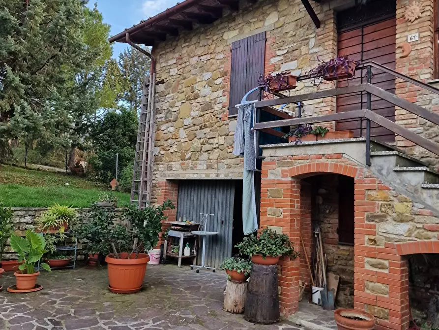 Immagine 2 di Rustico / casale in vendita  in Vocabolo Mercato Alto a Paciano