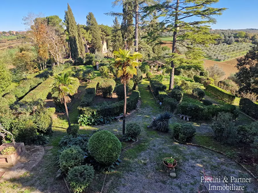 Immagine 30 di Villa in vendita  in Via Gozzano Vocabolo Giorgi a Castiglione Del Lago