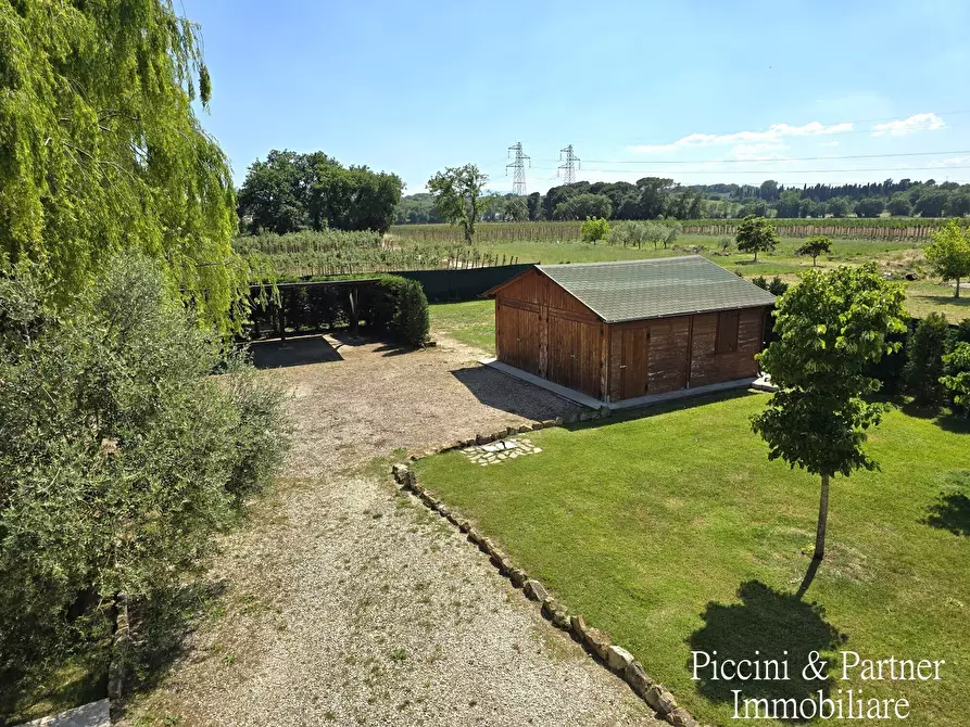 Immagine 65 di Villa in vendita  in Località Castagni 2 a Castiglione Del Lago