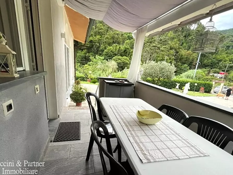 Immagine 33 di Villa in vendita  in Via Giovan Pietro Vitali a Massa